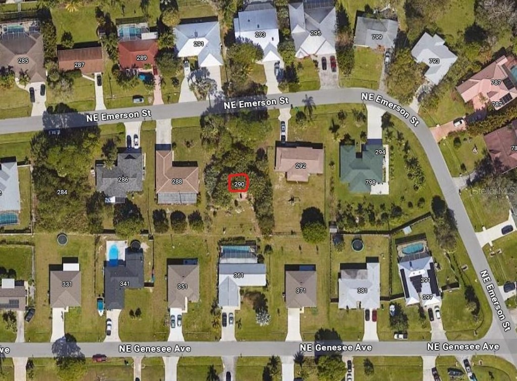 290 NE Sagamore Ter, Port St Lucie, FL 34983