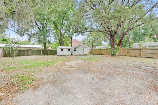 910 Sheeler Oaks Dr, Apopka, FL 32703 - view of fenced backyard