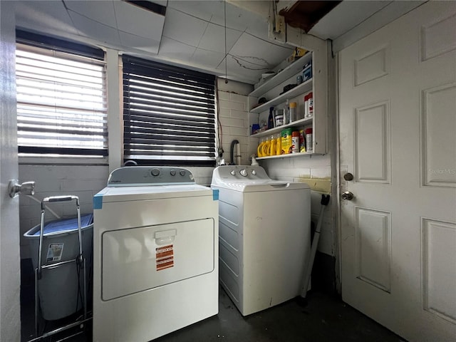 601 Berkshire Rd, Daytona Beach, FL 32114 - washroom with independent washer and dryer