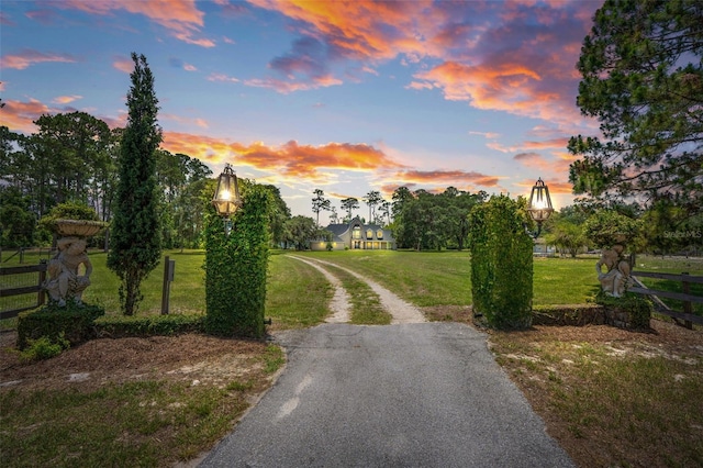 5366 N Lake Farms Rd, De Leon Springs, FL 32130 - view of property's community featuring driveway
