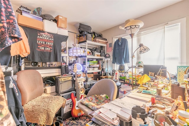 449 3rd St, Daytona Beach, FL 32117 - interior space