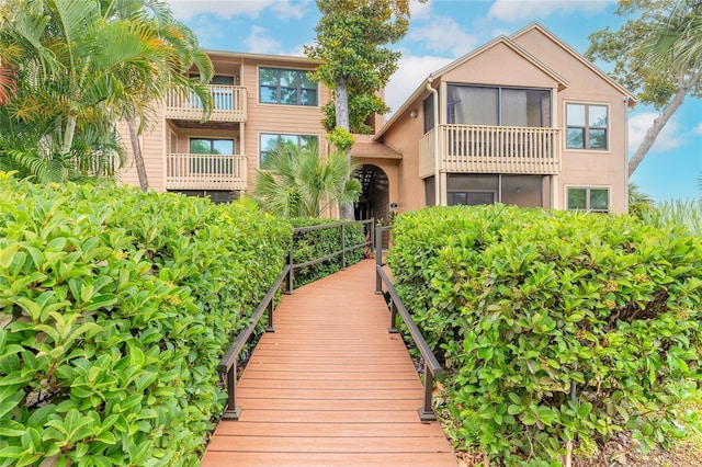 1401 S Palmetto Ave Unit 119, Daytona Beach, FL 32114 - view of front of house with stucco siding