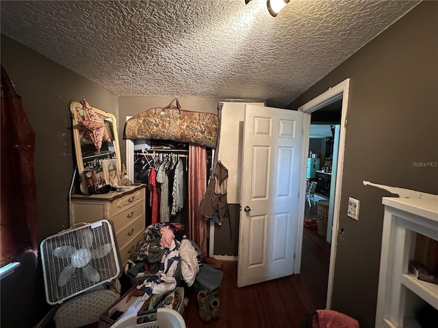 43721 State Road 19, Altoona, FL 32702 - bedroom featuring wood finished floors and a textured ceiling
