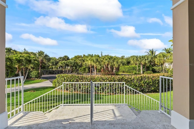 2275 Genesea Ln, Vero Beach, FL 32963 - view of patio / terrace