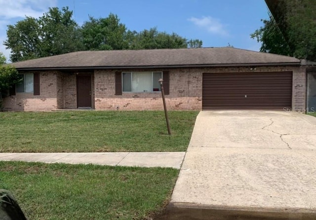 1556 Ferendina Dr, Deltona, FL 32725 - photo 1