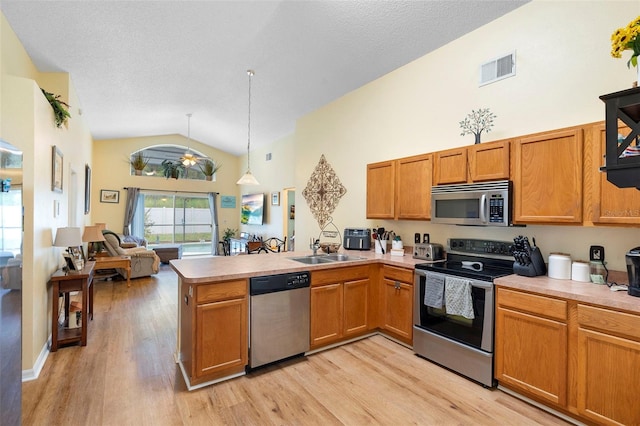 824 Casterton Cir, Davenport, FL 33897 - photo 10