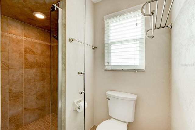 65 Sycamore Cir, Ormond Beach, FL 32174 - full bath featuring a stall shower and toilet