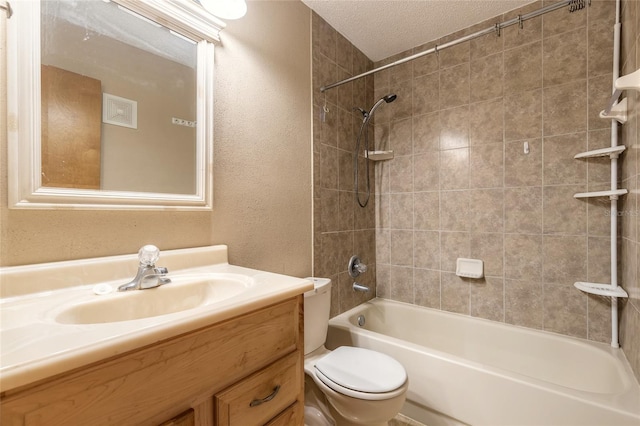 840 Center Ave Unit 280, Daytona Beach, FL 32117 - full bath featuring bathtub / shower combination, vanity, and a textured ceiling