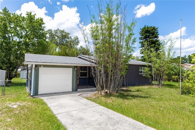 18 S Shell Rd, Debary, FL 32713 - view of front facade with driveway and a garage