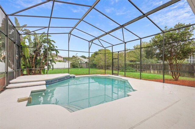 2263 Catbriar Way, Oviedo, FL 32765 - view of swimming pool featuring a patio and a lanai