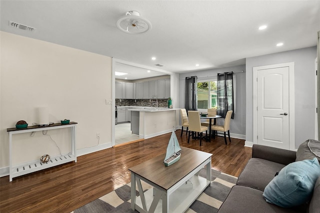 812 Faulkner St, New Smyrna Beach, FL 32168 - living area with wood finished floors and recessed lighting