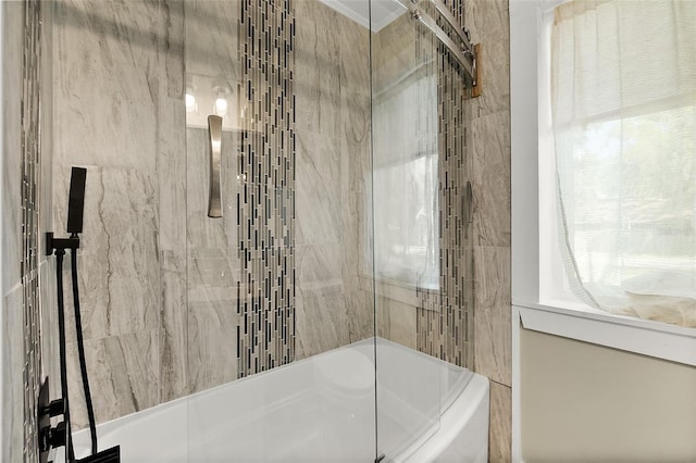 812 Faulkner St, New Smyrna Beach, FL 32168 - bathroom featuring shower / bathtub combination