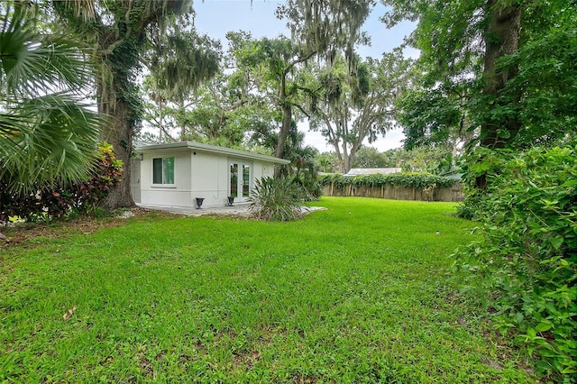 812 Faulkner St, New Smyrna Beach, FL 32168 - view of fenced backyard