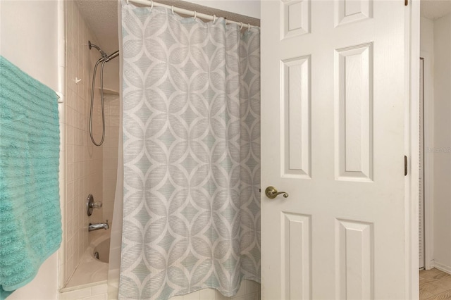 961 S Lakewood Ter Unit C, Port Orange, FL 32127 - bathroom with shower / tub combo