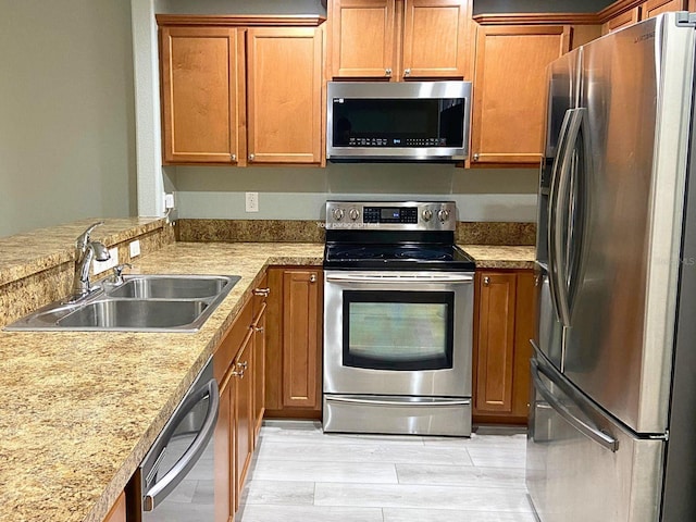 405 Carina Cir, Sanford, FL 32773 - photo 4