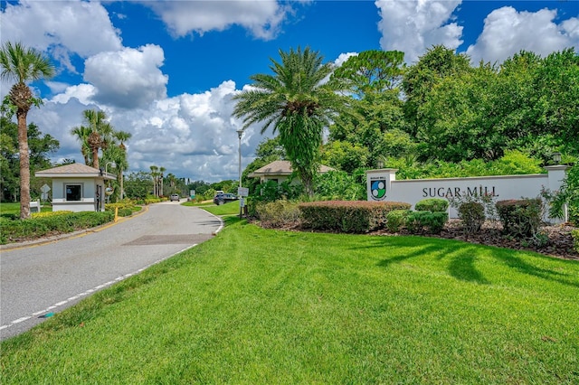 727 Grape Ivy Ln, New Smyrna Beach, FL 32168 - view of asphalt road
