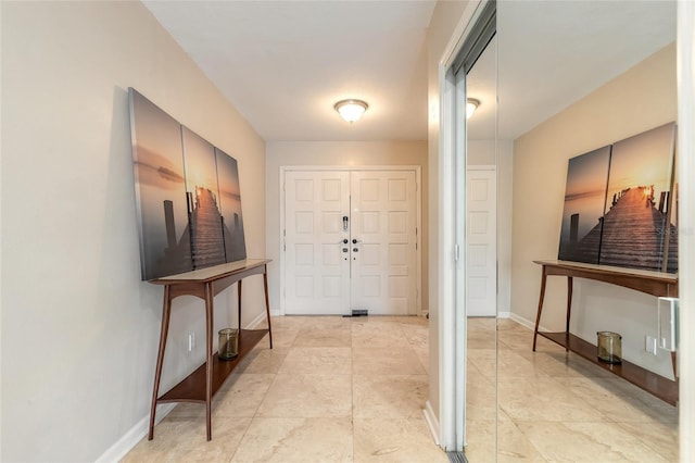 2724 N Halifax Ave, Daytona Beach, FL 32118 - entrance foyer featuring baseboards