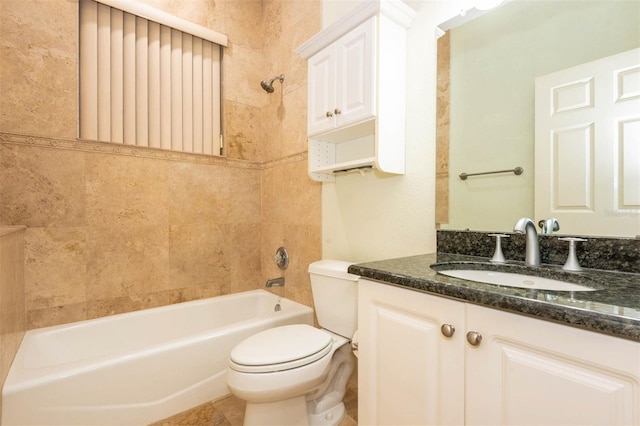 3428 Longleaf Rd, Ormond Beach, FL 32174 - full bath with vanity and shower / tub combination