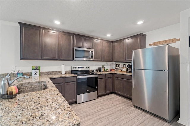 1846 N Acadian Dr, Deltona, FL 32725 - photo 16
