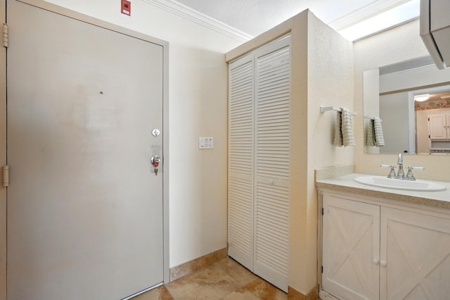 2043 S Atlantic Ave Unit 520, Daytona Beach, FL 32118 - bathroom featuring a closet and vanity