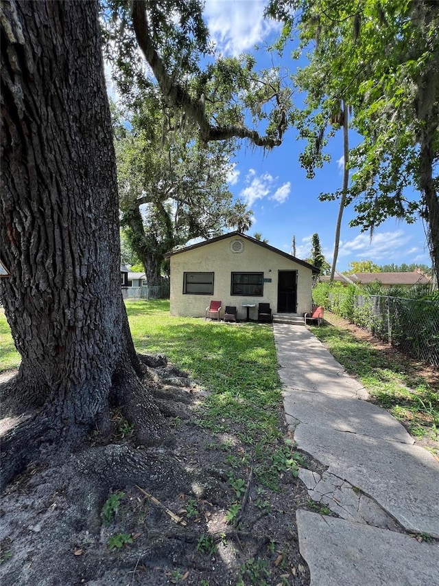 520 Wallace St, Daytona Beach, FL 32114 - photo 1