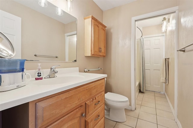 5759 Dogwood Rd, Port Orange, FL 32127 - full bath with tile patterned flooring and vanity