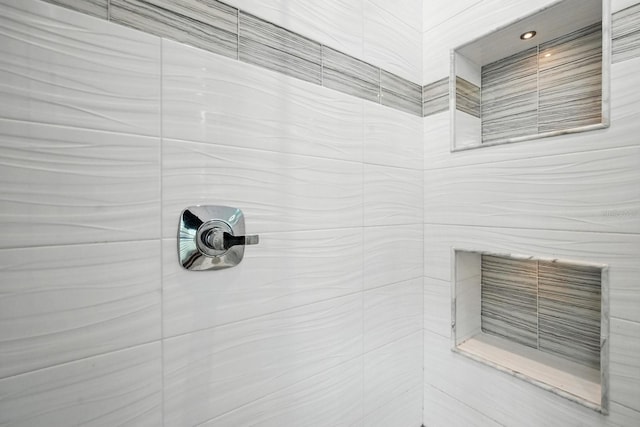 19 Tomoka Cove Way, Ormond Beach, FL 32174 - bathroom view of a tile shower