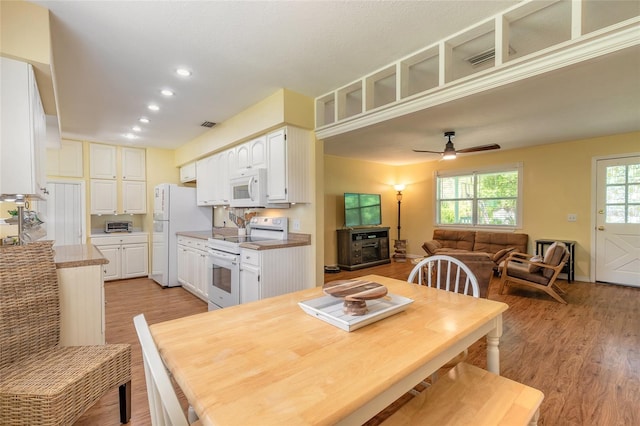 453 Elizabeth St, Deltona, FL 32725 - photo 23