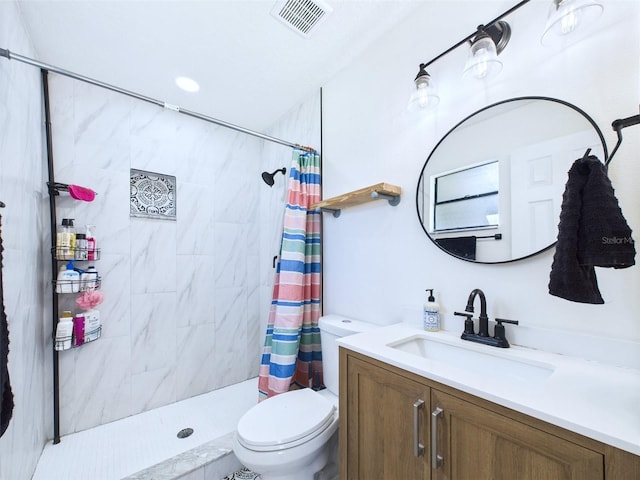 2526 Victory Palm Dr, Edgewater, FL 32141 - bathroom featuring vanity and tiled shower