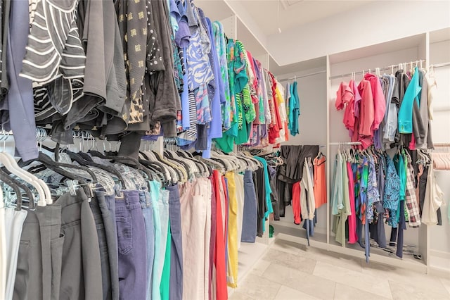 2816 E Venetian Lake Cir, New Smyrna Beach, FL 32168 - spacious closet featuring attic access