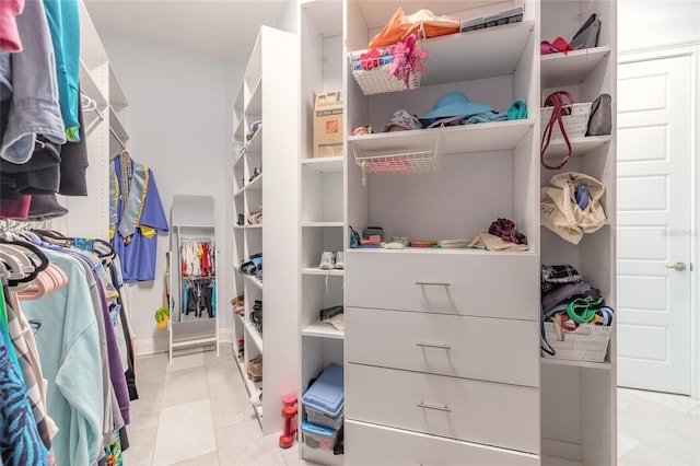2816 E Venetian Lake Cir, New Smyrna Beach, FL 32168 - view of spacious closet