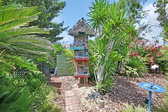 1366 Valhalla St, Deltona, FL 32725 - view of yard with stairway