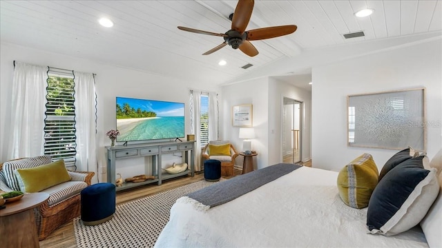 943 S Atlantic Ave, Cocoa Beach, FL 32931 - bedroom with wood finished floors, recessed lighting, a ceiling fan, and wood ceiling