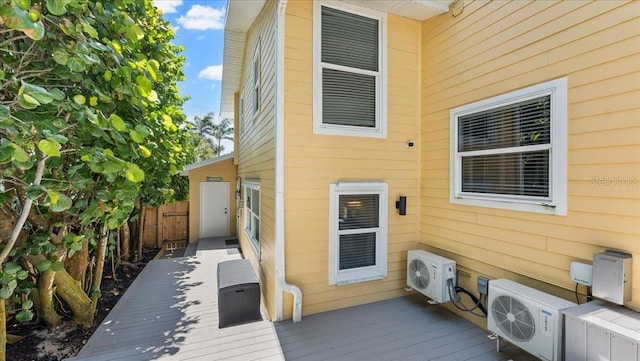 943 S Atlantic Ave, Cocoa Beach, FL 32931 - view of wooden deck