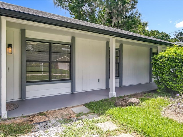 1019 Chippewa Trl, Daytona Beach, FL 32117 - doorway to property with a porch