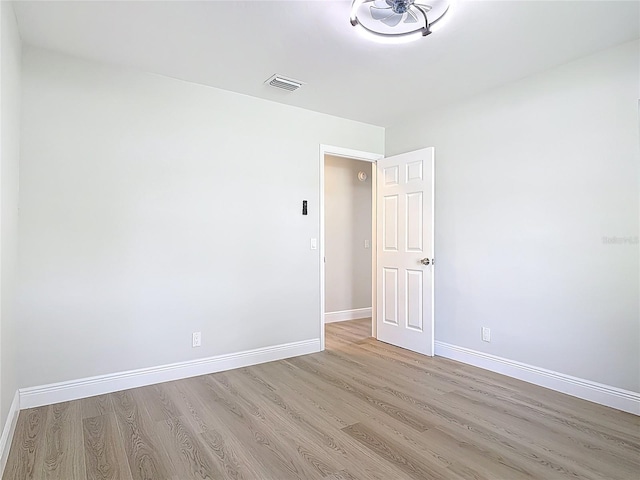 1019 Chippewa Trl, Daytona Beach, FL 32117 - unfurnished room with light wood-style floors