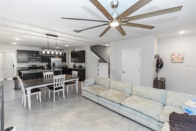 635 Belgrove St, Debary, FL 32713 - photo 11