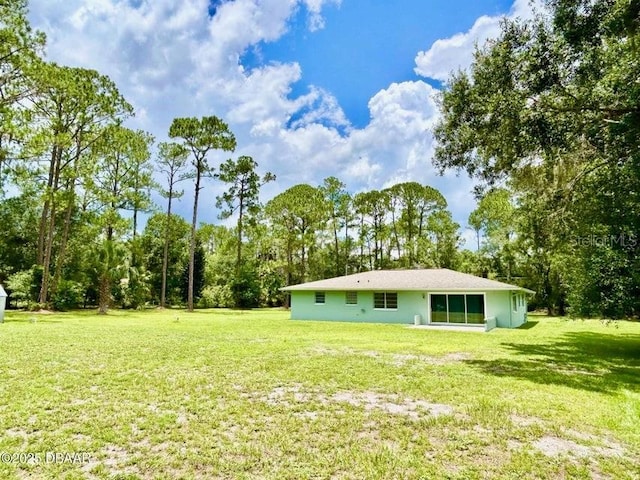 2017 Old Daytona Rd, Port Orange, FL 32128 - view of grassy yard