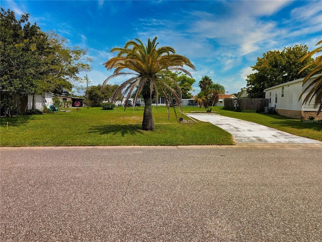 8 Applewood Cir S, Daytona, FL 32119