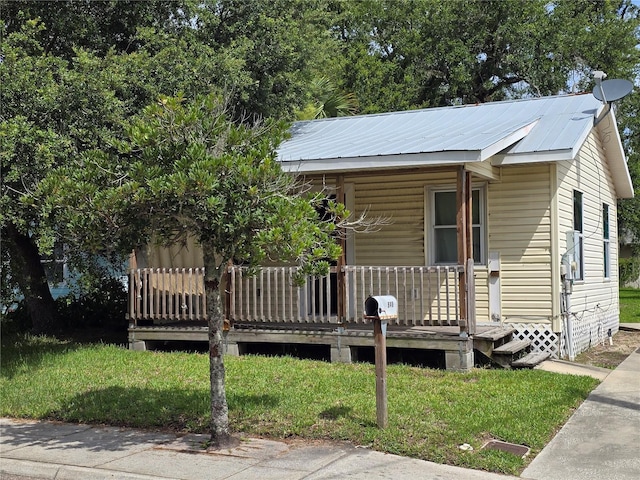 545 Washington St, New Smyrna Beach, FL 32168 - photo 1