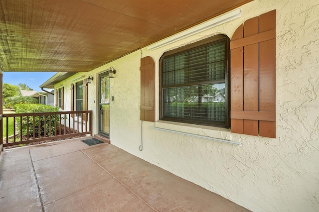2931 Lantern Dr, South Daytona, FL 32119 - view of porch