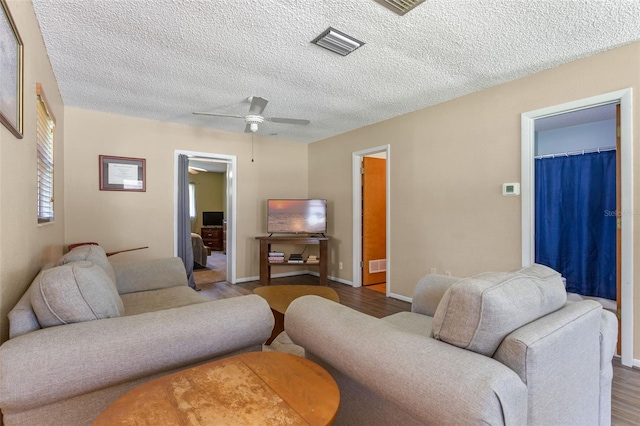 7484 Redbud Ln, Brooksville, FL 34601 - photo 23