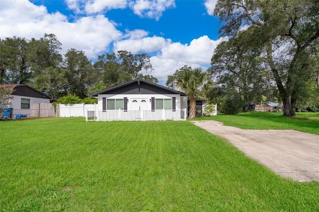 571 James St, Orange City, FL 32763 - photo 2