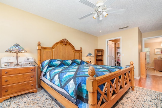 2450 Walkertown Ave, Deltona, FL 32725 - photo 15