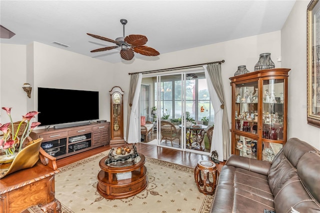 132 Lower Lake Ct, Debary, FL 32713 - photo 7