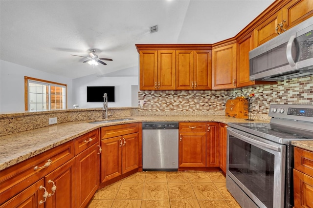 725 W 9th St, Deltona, FL 32725 - photo 18