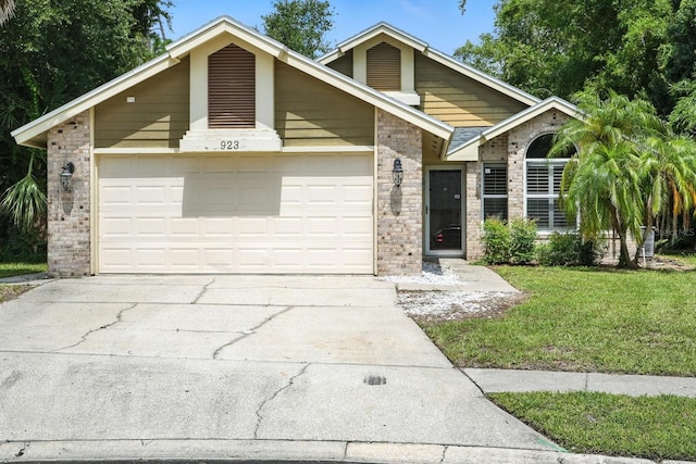 923 Ashmeade Ct, Port Orange, FL 32127 - photo 1