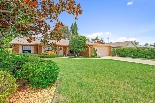 1065 Hemingway Dr, Deltona, FL 32725 - photo 2