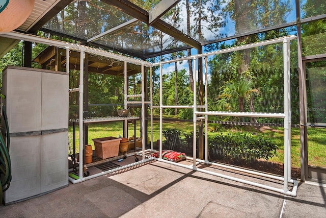 view of unfurnished sunroom