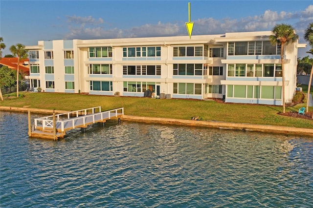 view of water feature with a boat dock